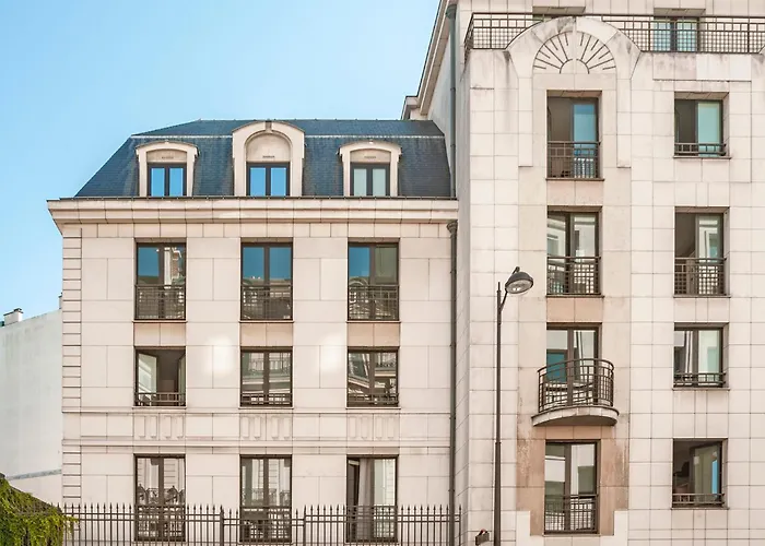 AdveniatHotel Pas Cher Paris